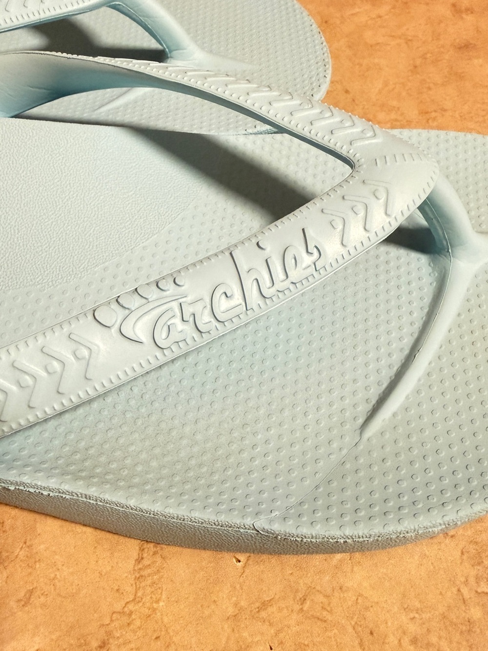 💦Archie’s Everyday Women's Baby Blue Flip Flops W S 7 - Picture 4 of 6